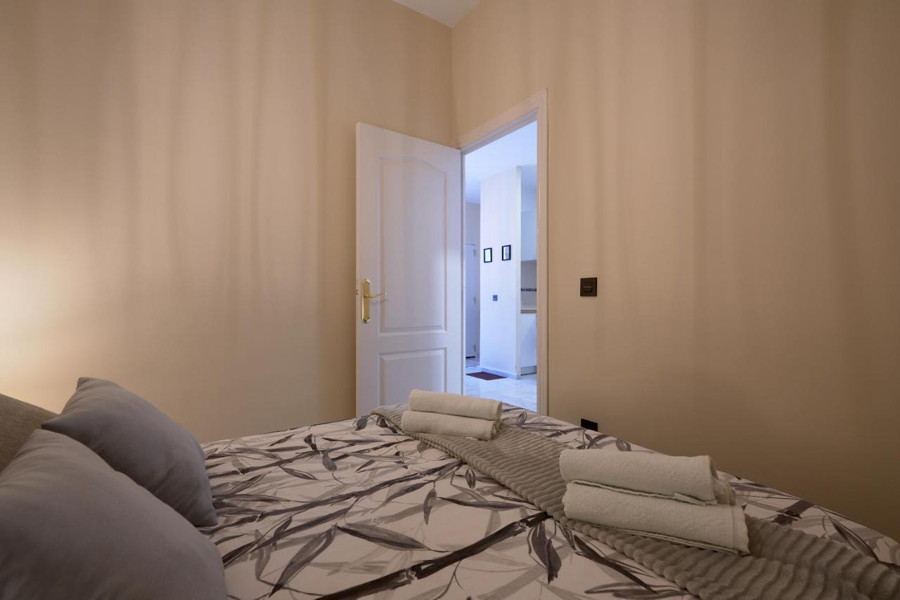 Apartamentos Tejares De Triana 16B Севиля Екстериор снимка