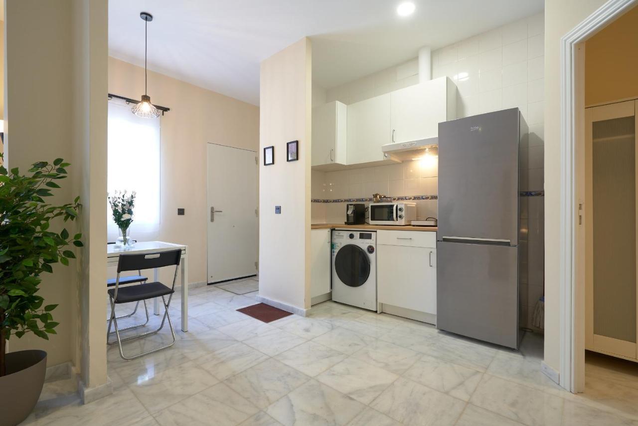 Apartamentos Tejares De Triana 16B Севиля Екстериор снимка
