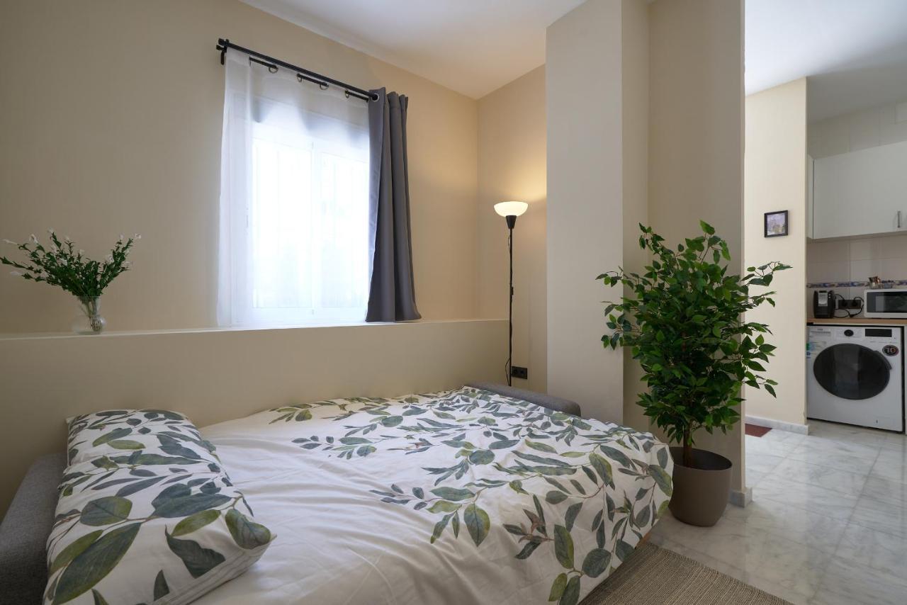 Apartamentos Tejares De Triana 16B Севиля Екстериор снимка